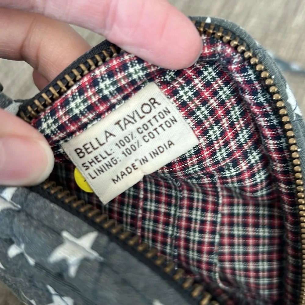 Bella Taylor Gray Star Print Quilted Crossbody Bag